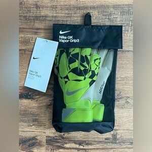 Nike GK Vapor Grip 3 Goalkeeper Gloves ‘Volt Black’ (size 9)